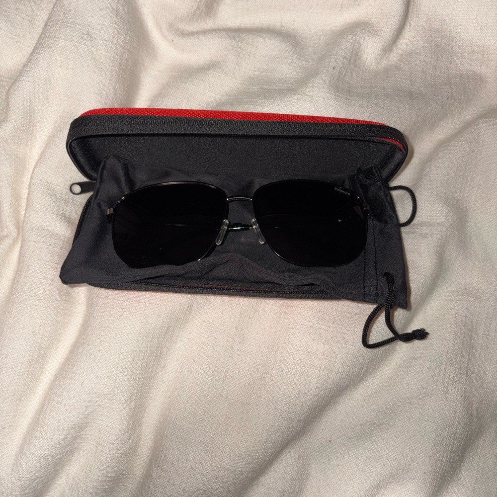 Polaroid Glossy Black Eyewear
